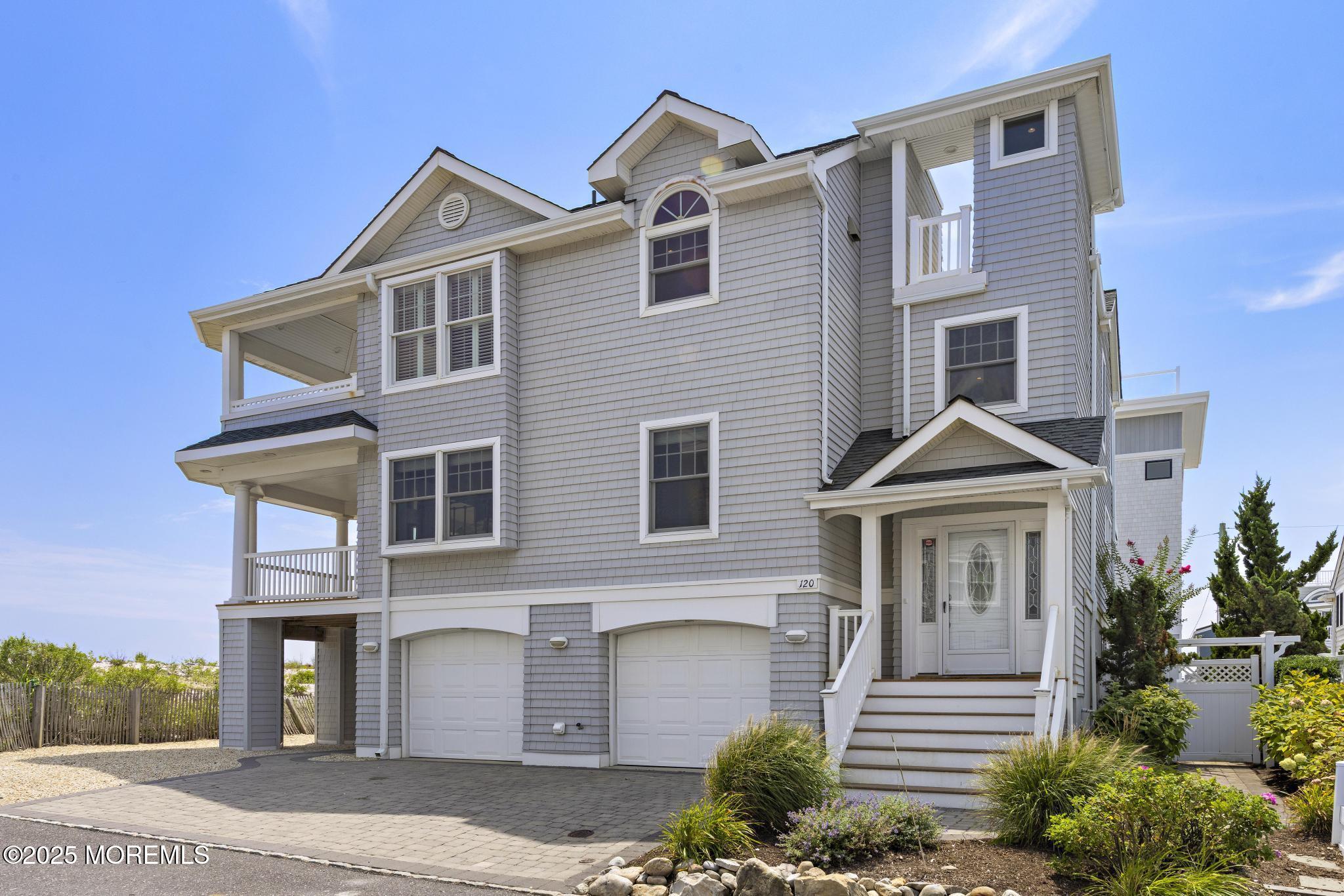 120 E Massachusetts Avenue