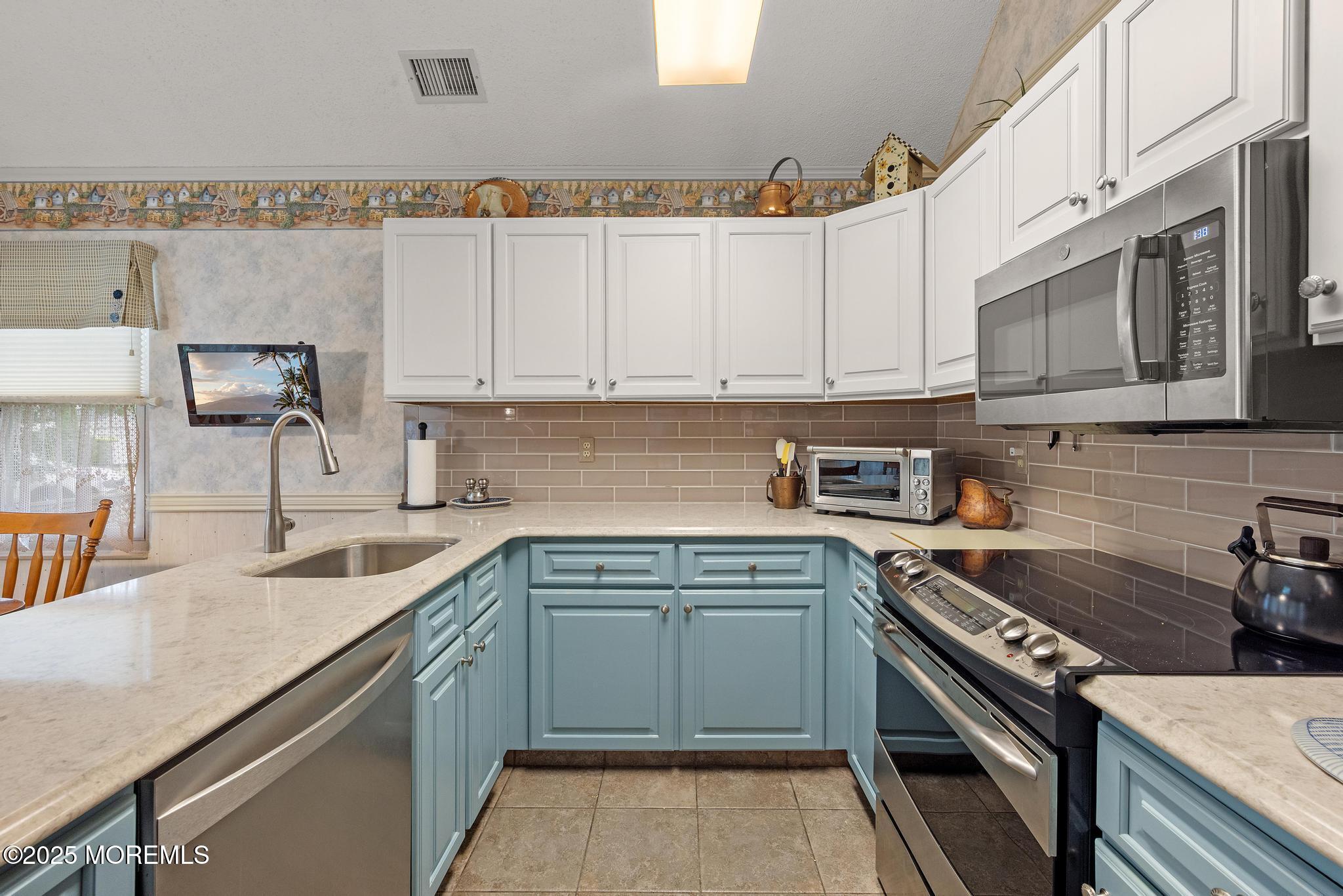109 Longwood Drive