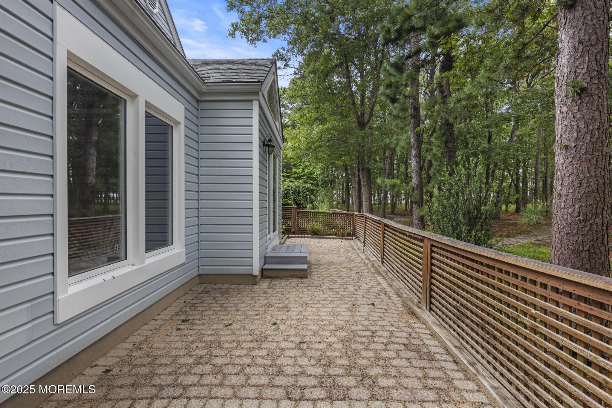 109 Longwood Drive