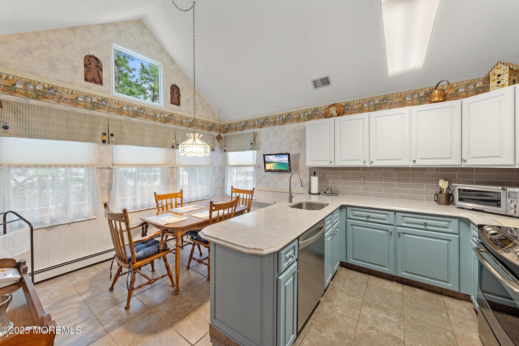 109 Longwood Drive
