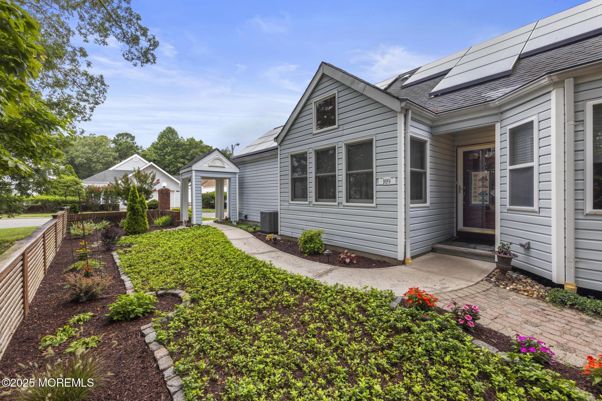 109 Longwood Drive