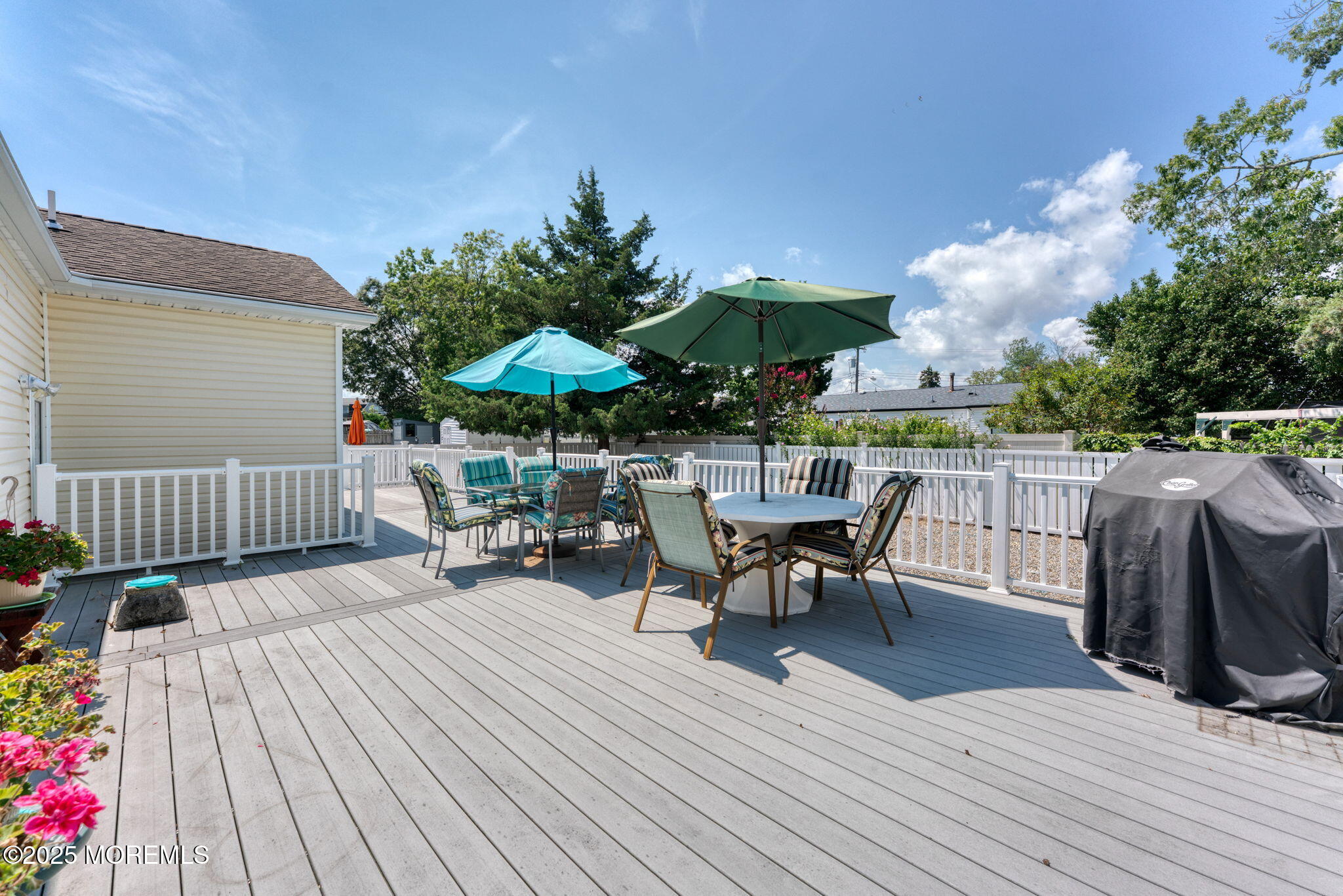 948 Hazelwood Road
