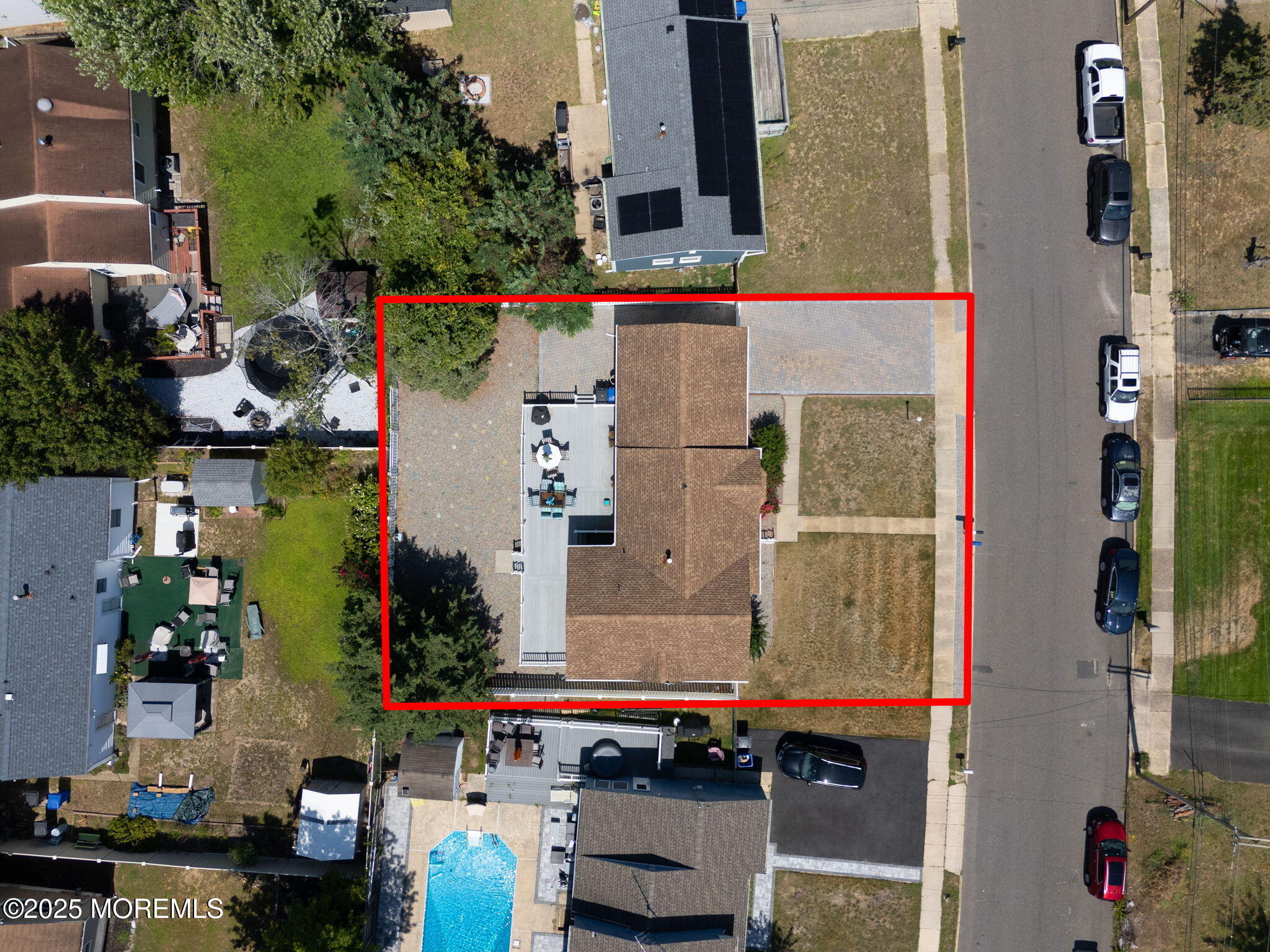 948 Hazelwood Road