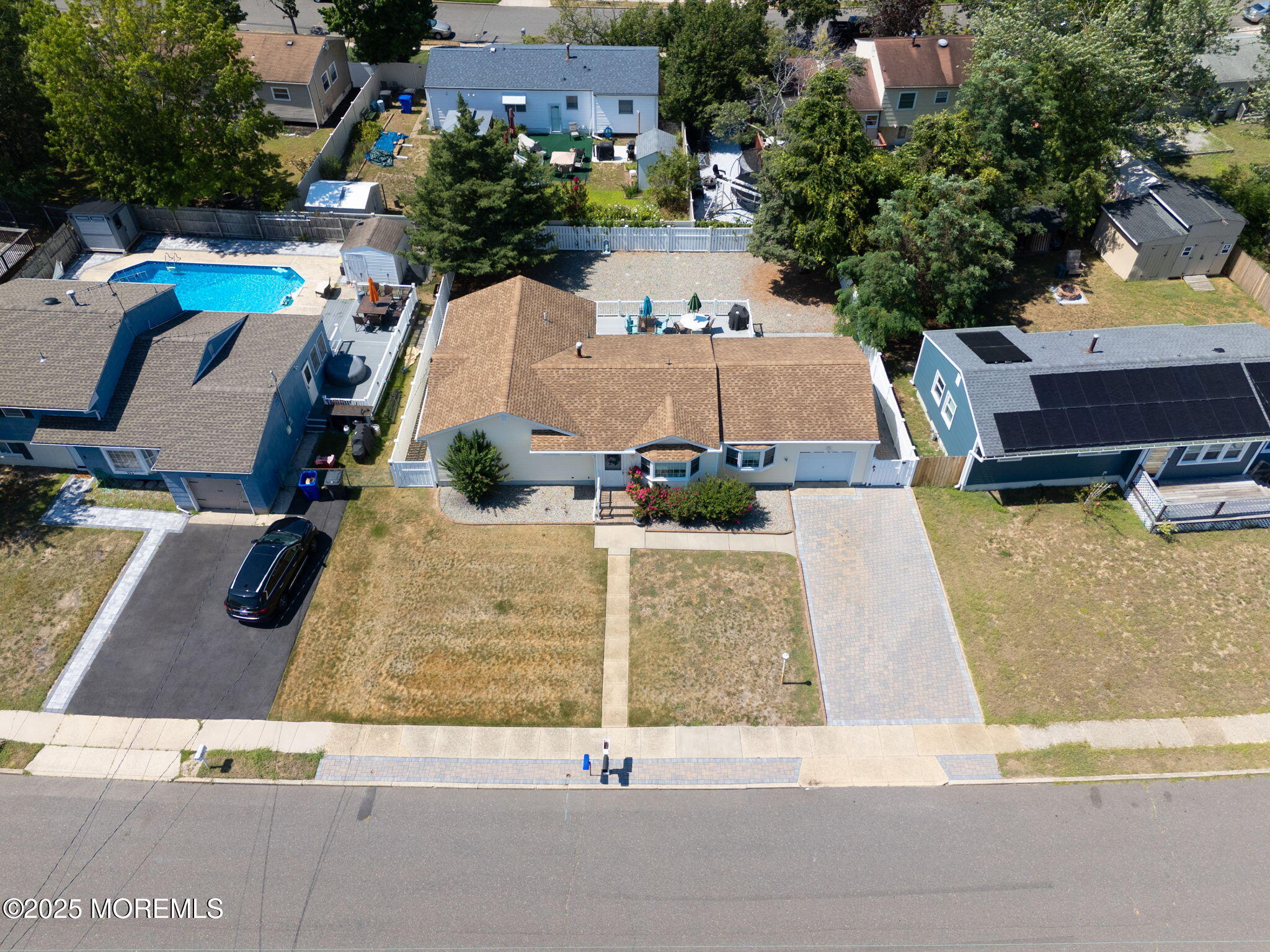 948 Hazelwood Road