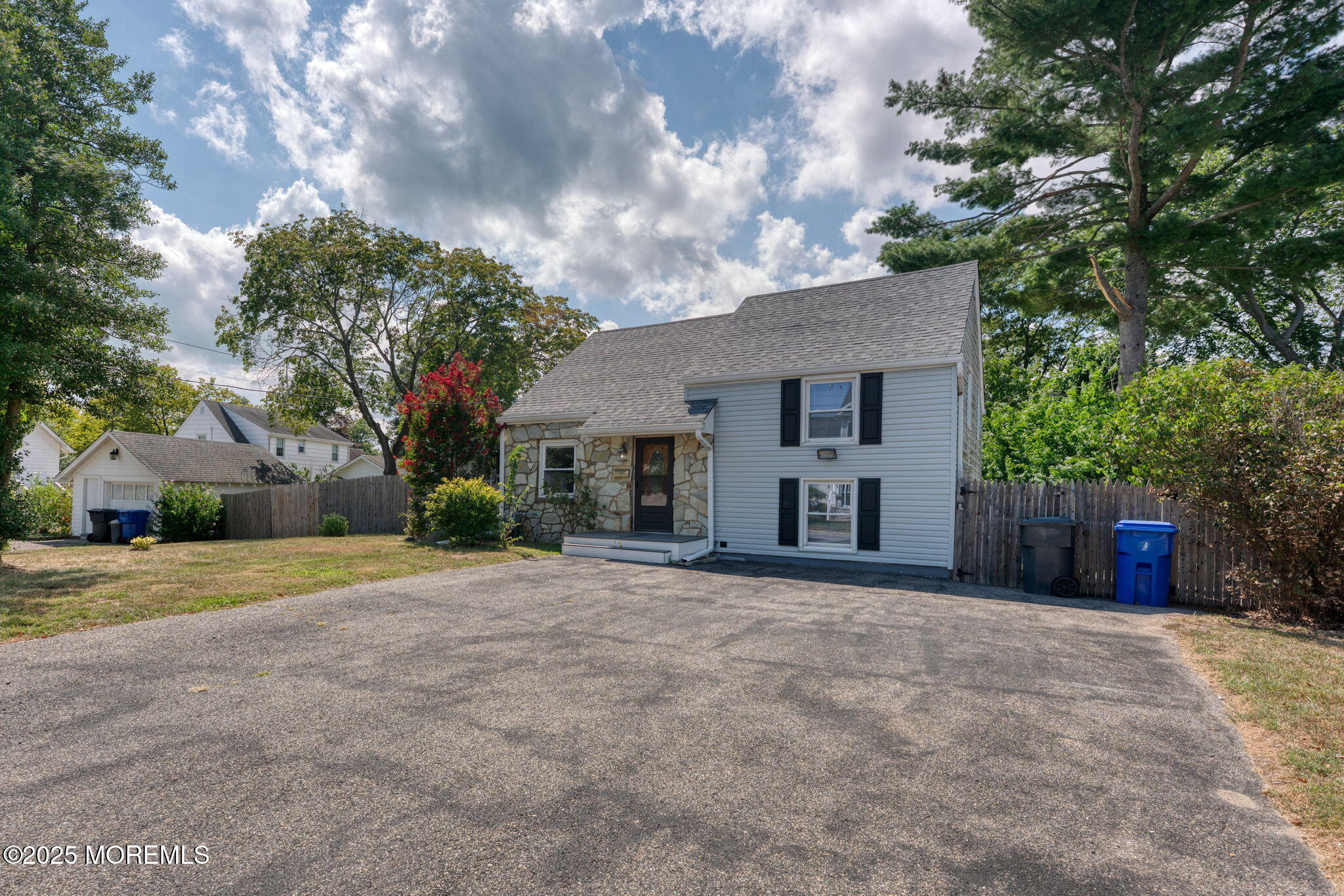 16 Field Street