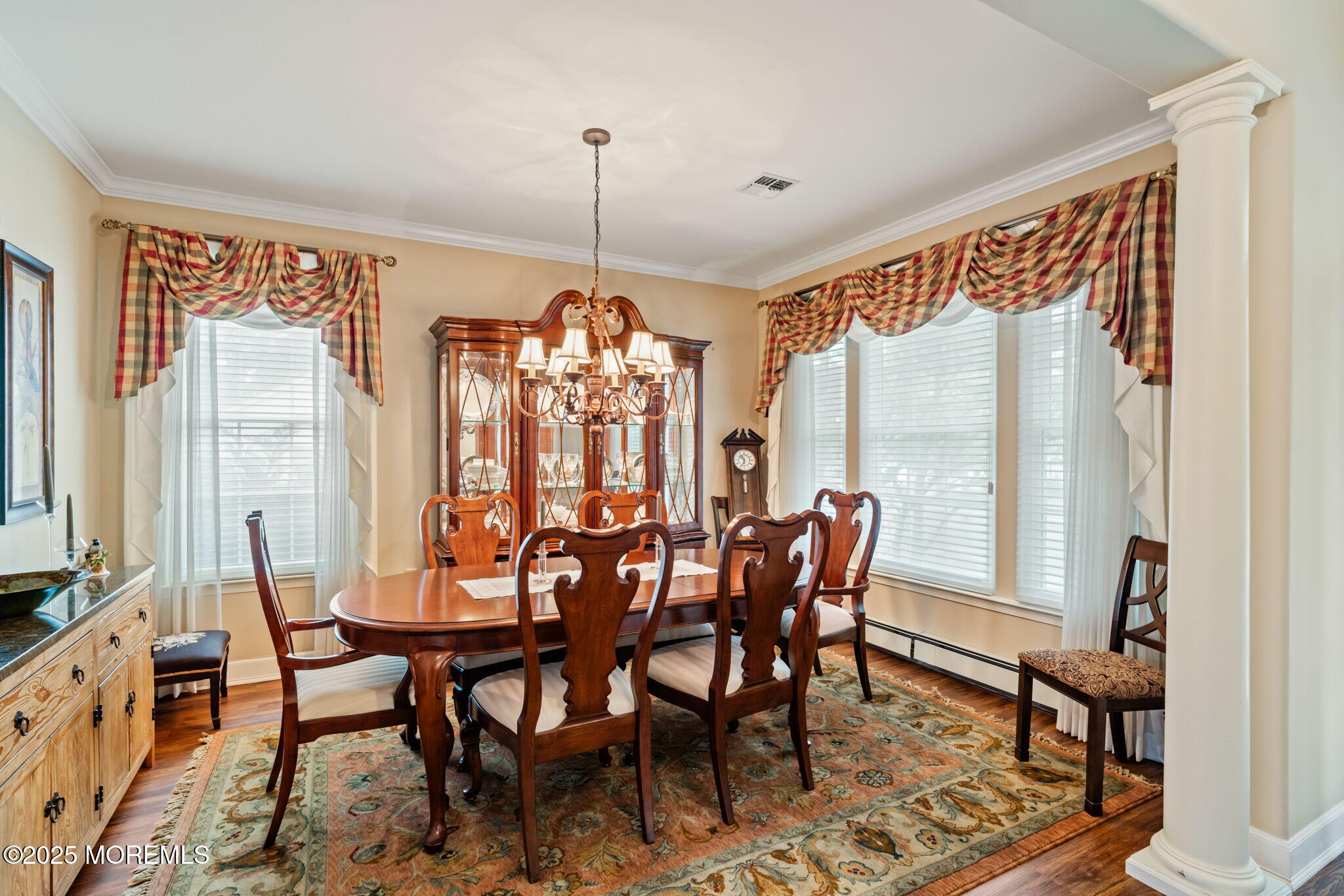 78 Mirage Boulevard