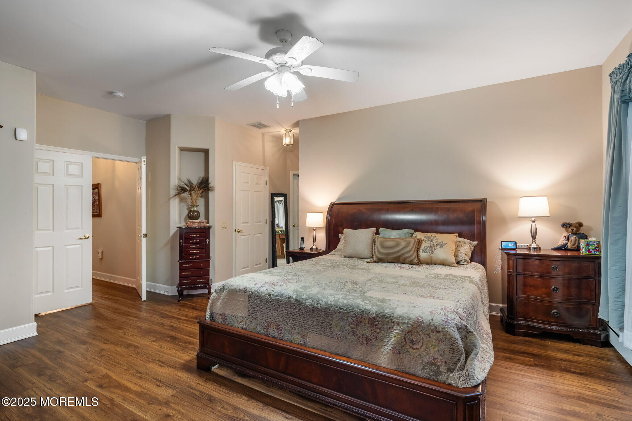 78 Mirage Boulevard