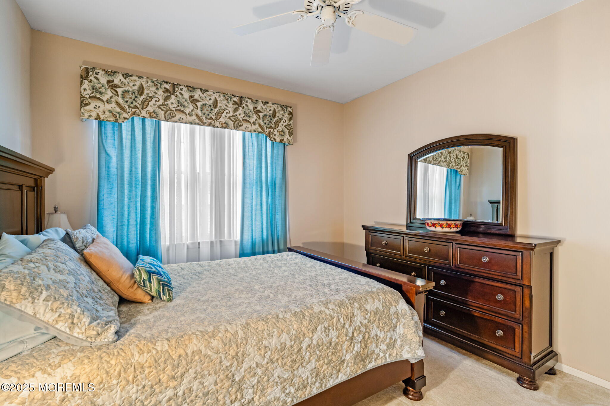 78 Mirage Boulevard