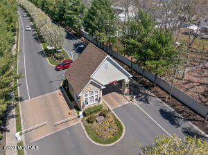 78 Mirage Boulevard