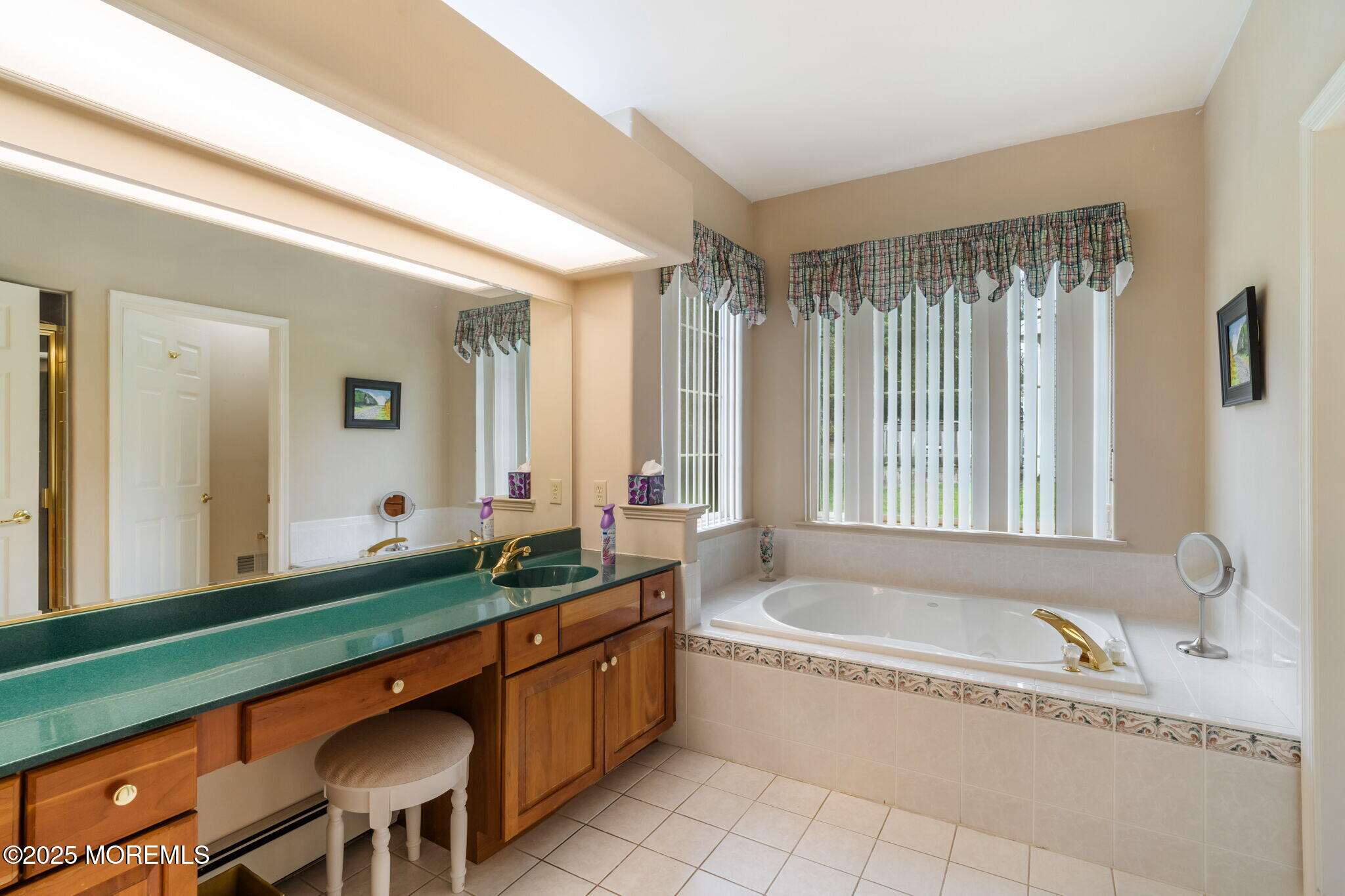 78 Mirage Boulevard