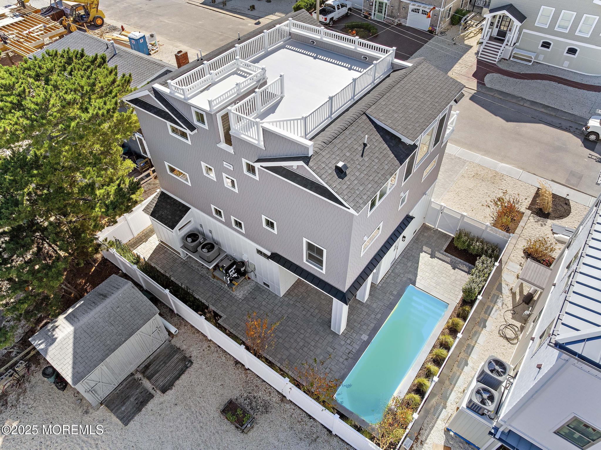 21 Webster Avenue