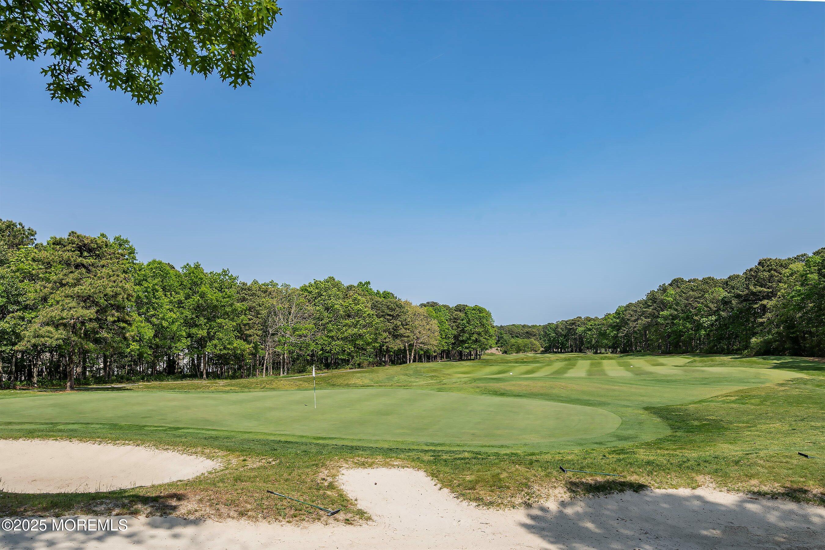 10 Bunker Drive