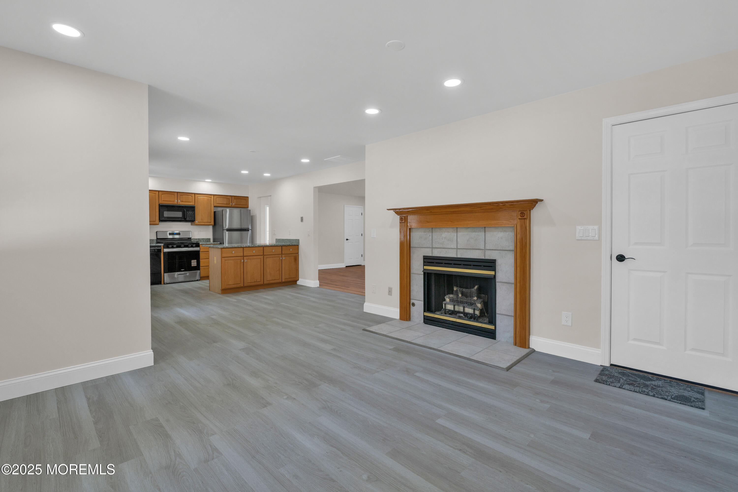 2 Stanford Drive