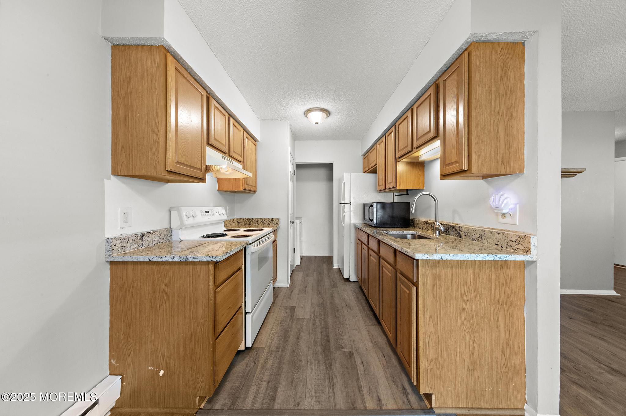 25 S Seas Court
