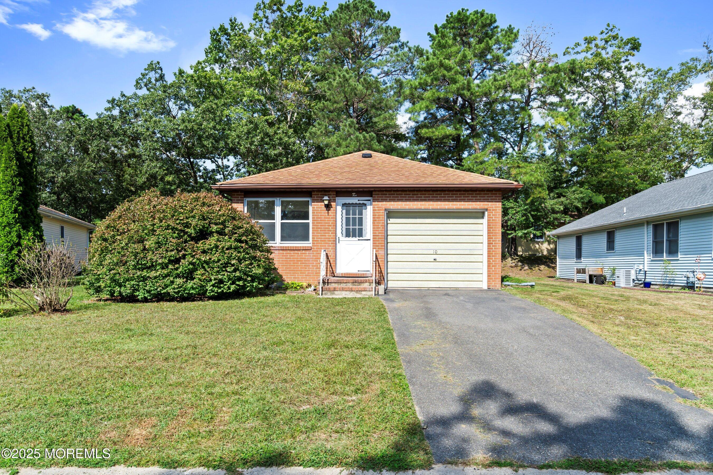 10 Magnolia Road 19