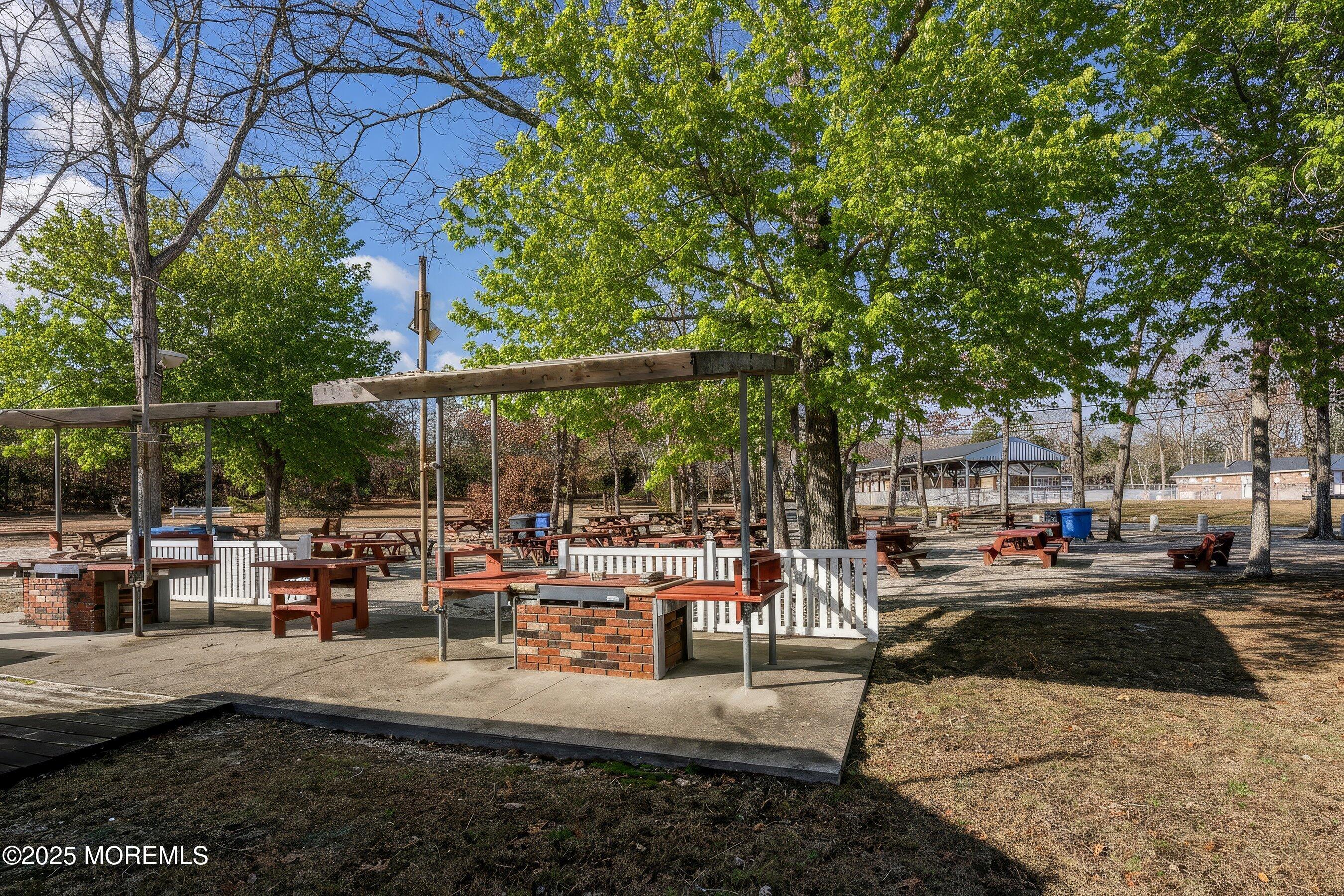 10 Magnolia Road 19