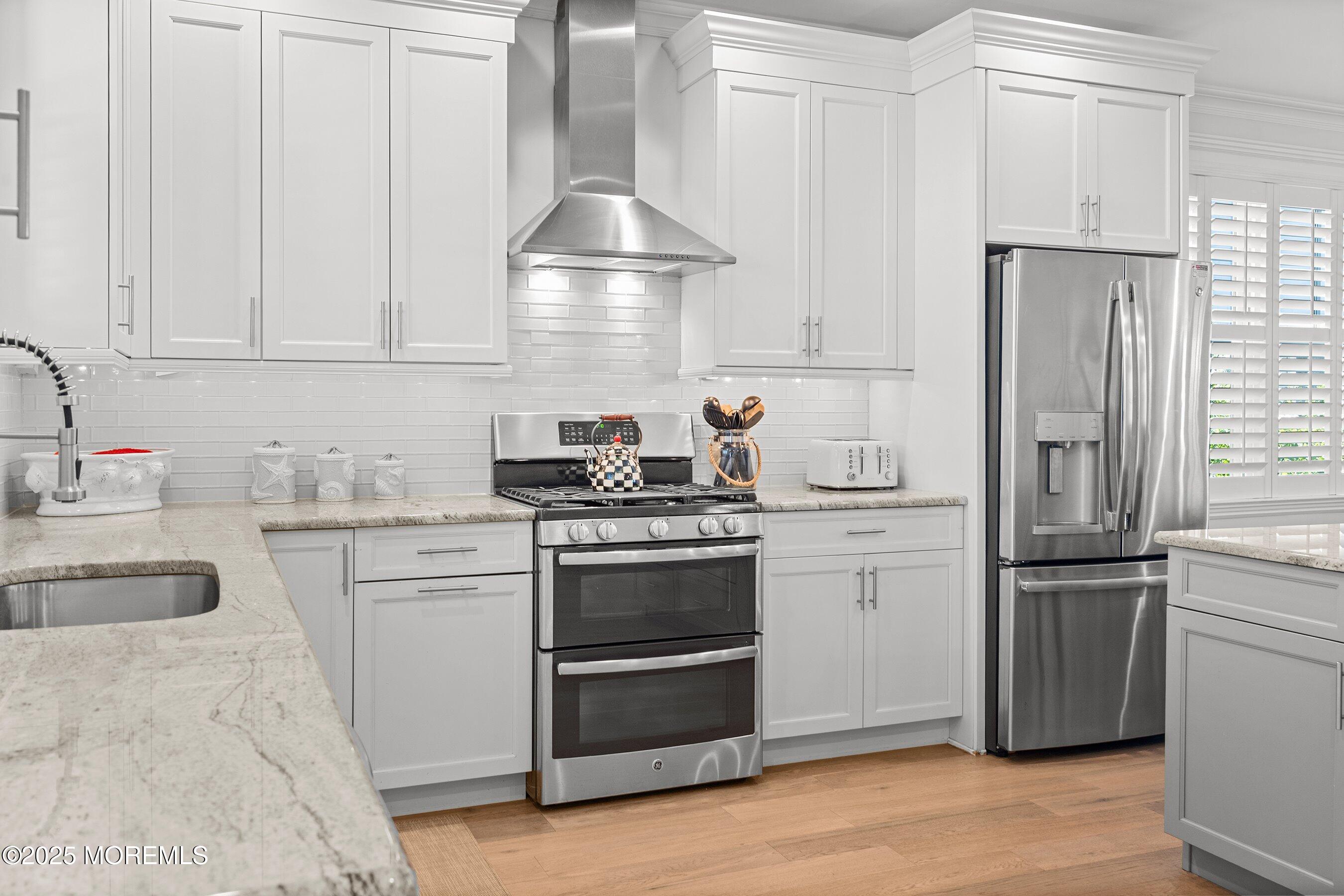 225 4th Street