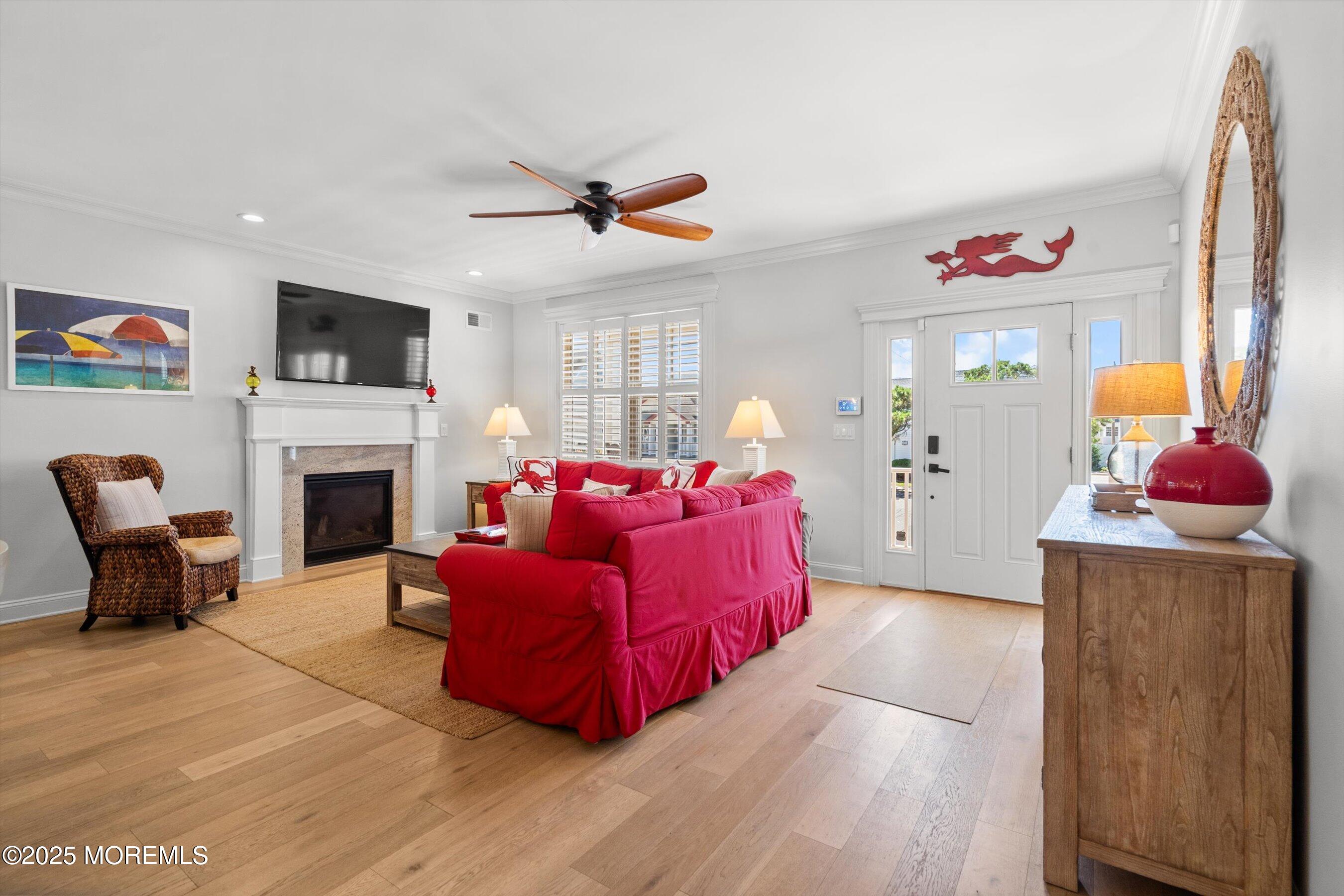 225 4th Street