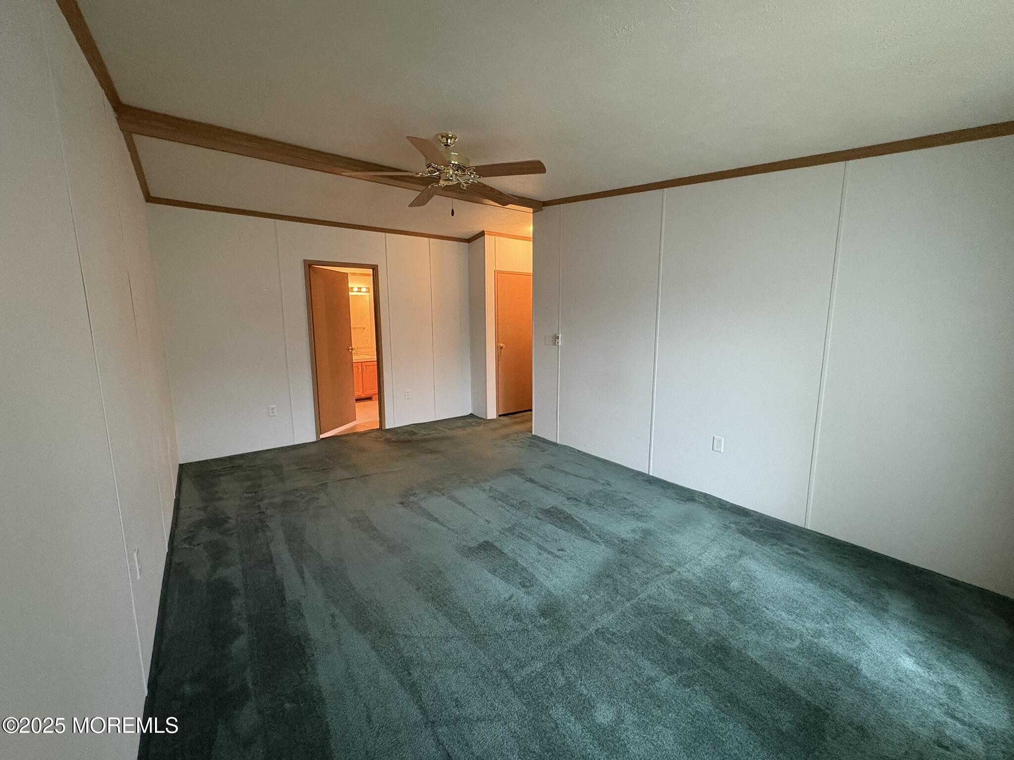 1018 Fernwood Way