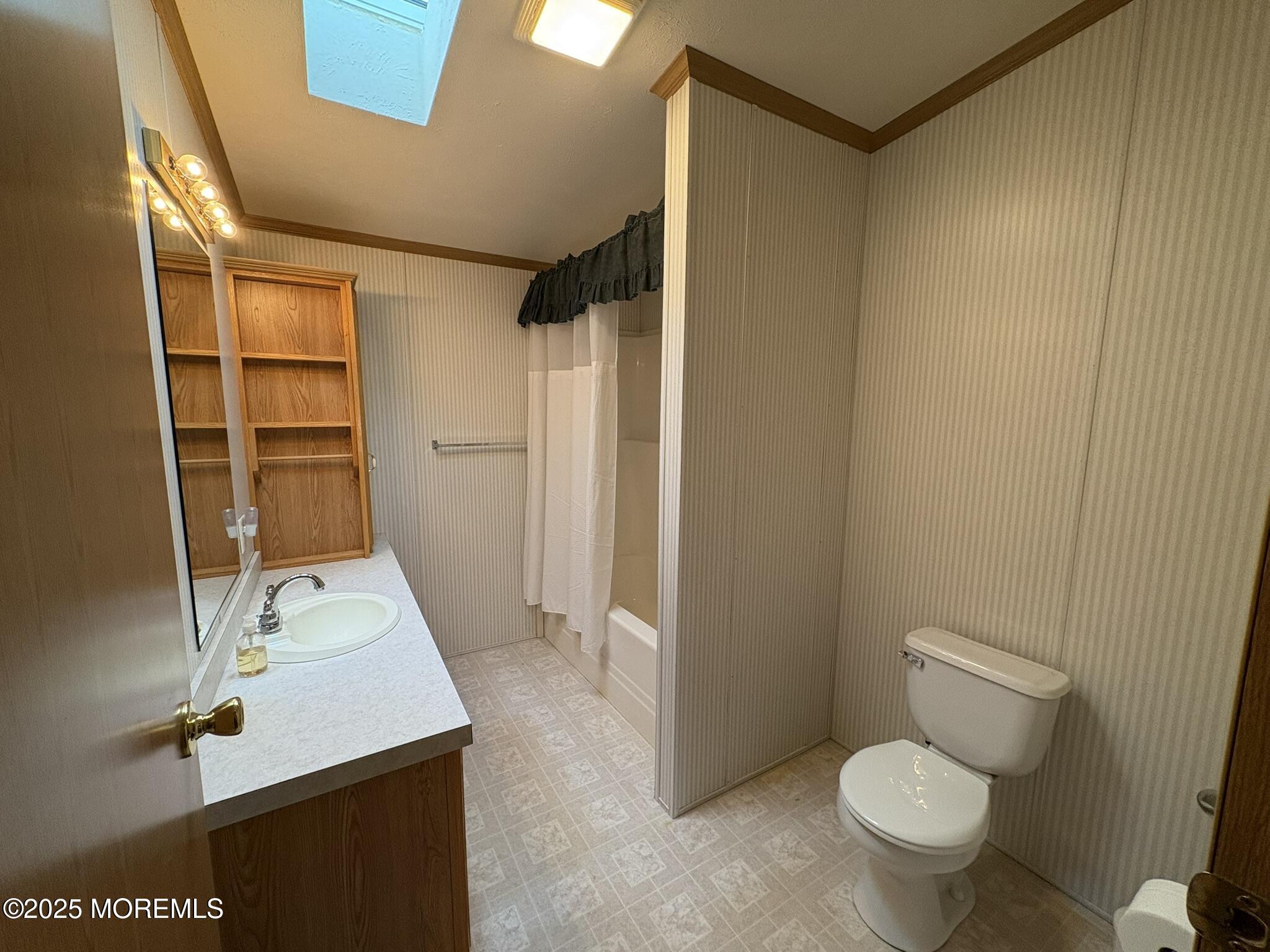 1018 Fernwood Way