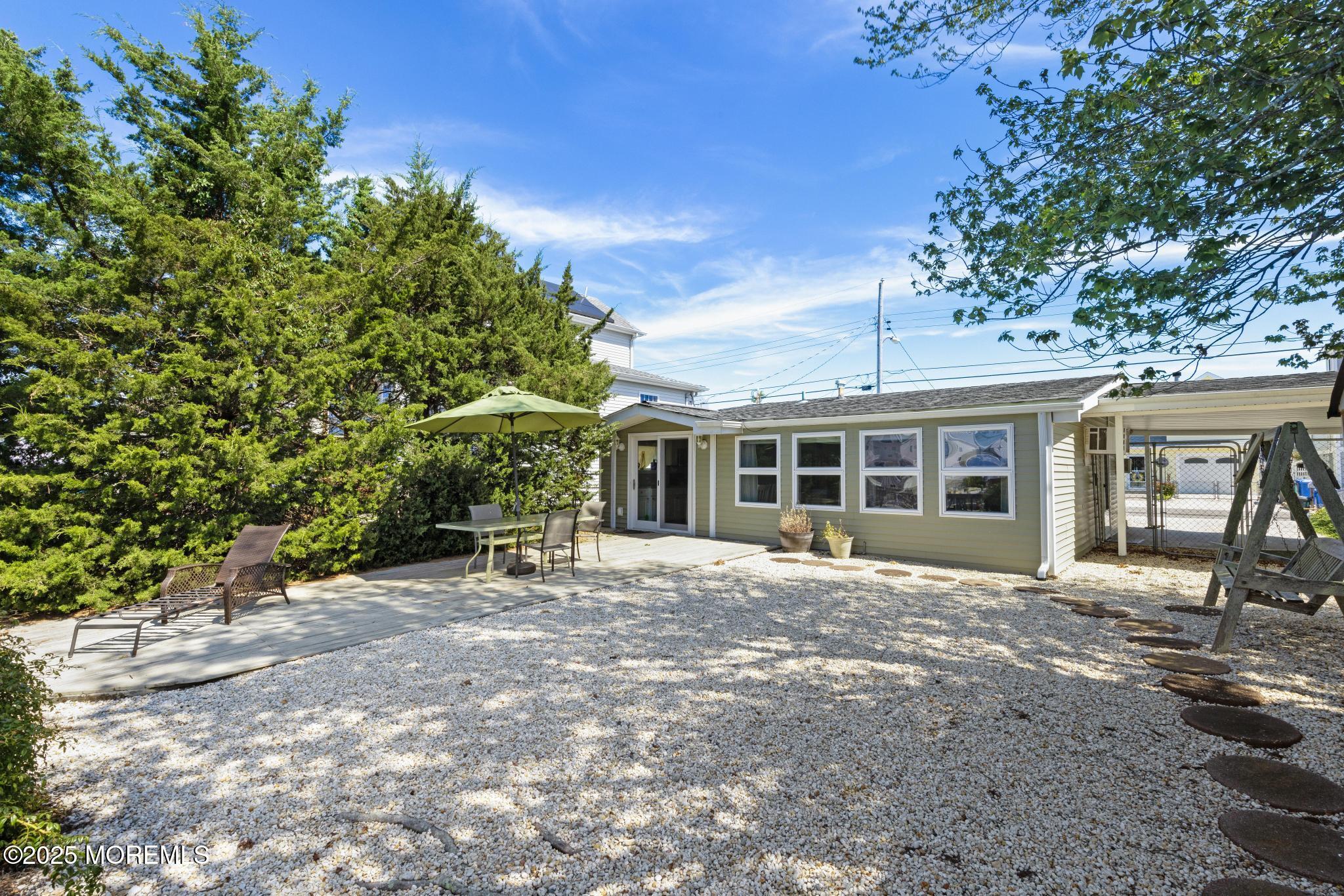 52 Florence Lane