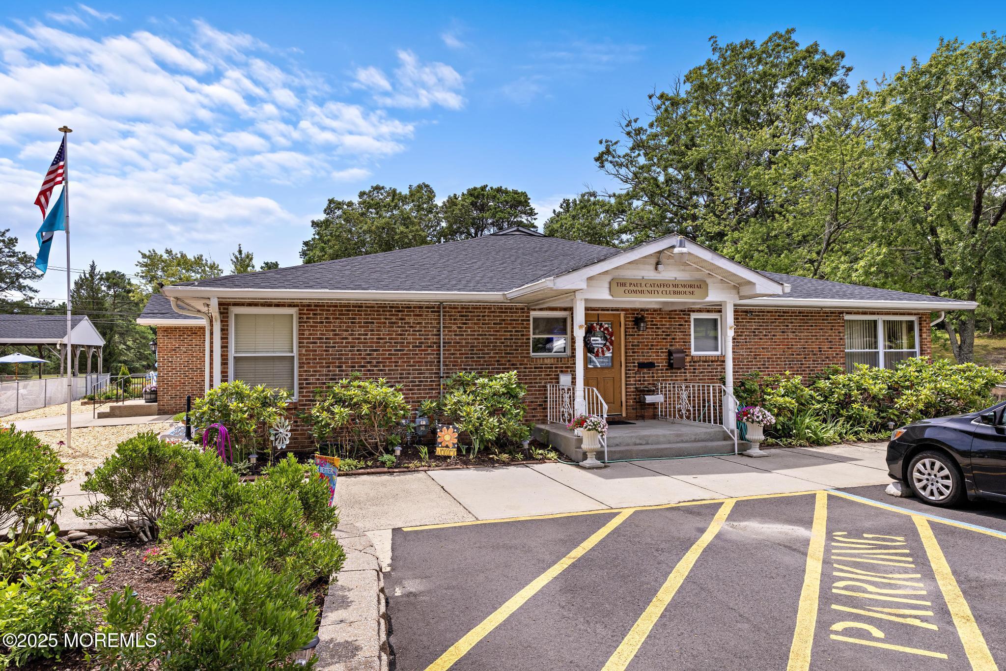 37 Fir Road