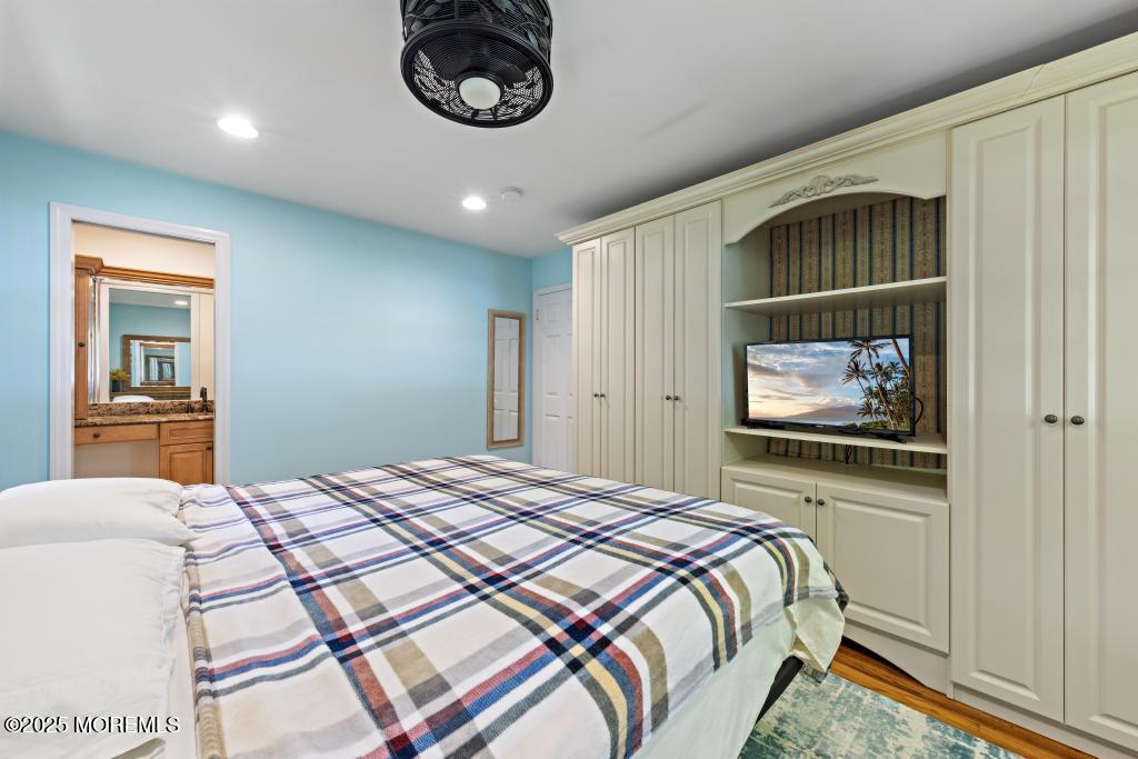 64 Woodcrest Drive