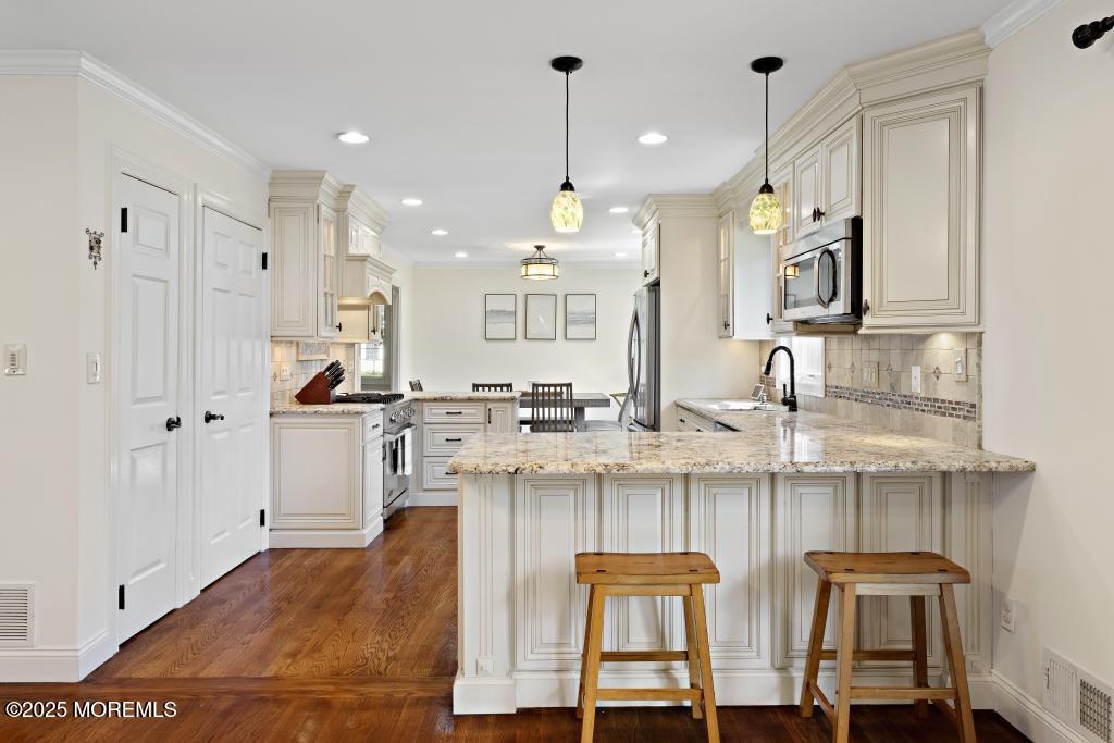 64 Woodcrest Drive