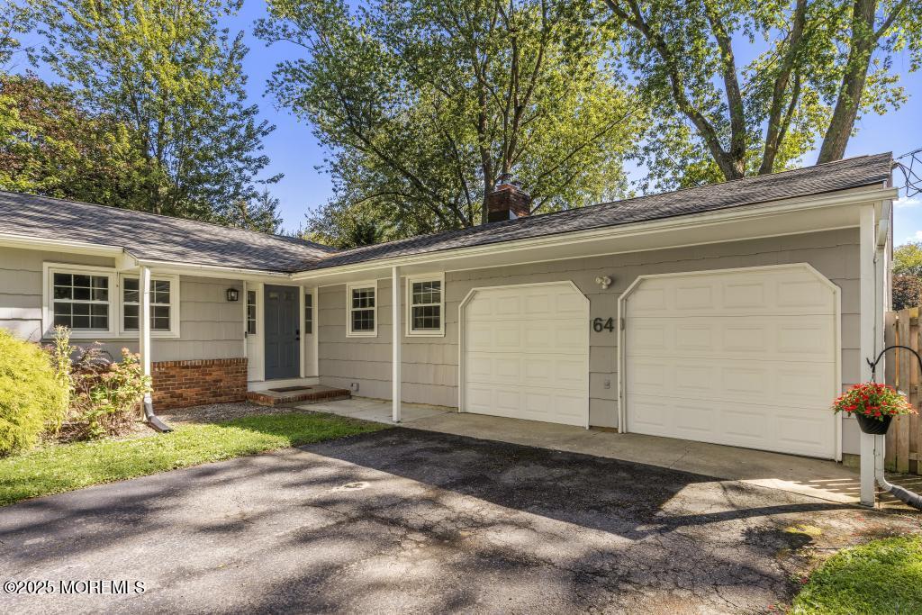 64 Woodcrest Drive
