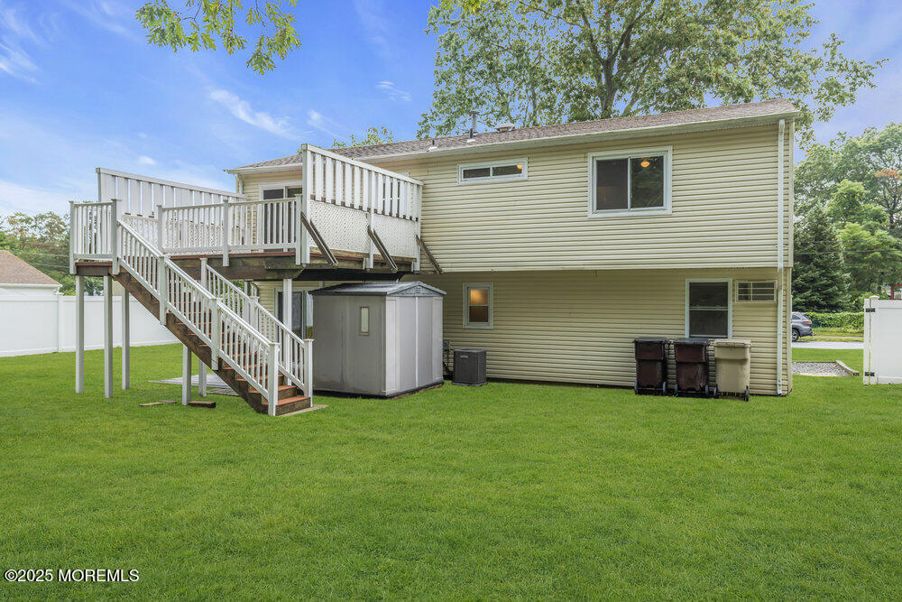 32 Pine Tree Drive