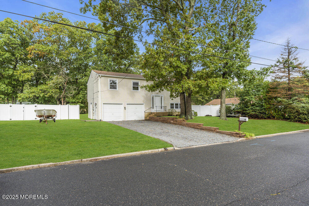 32 Pine Tree Drive