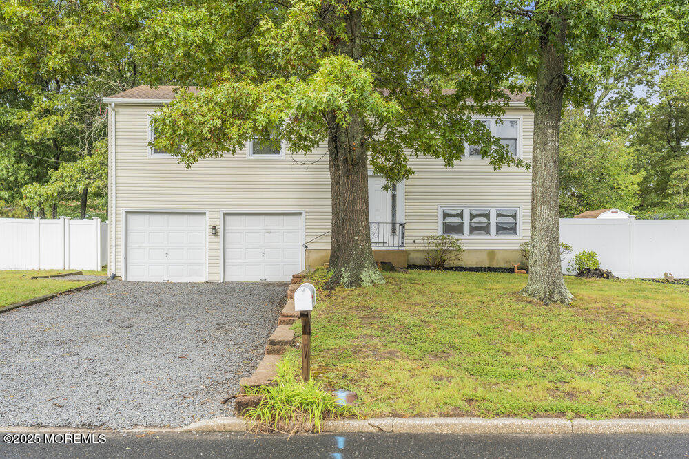 32 Pine Tree Drive