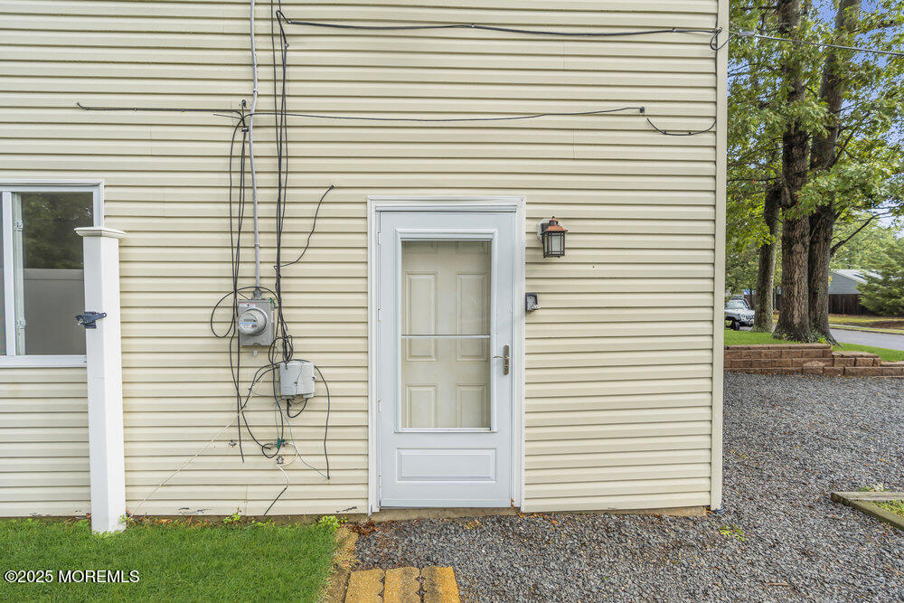 32 Pine Tree Drive