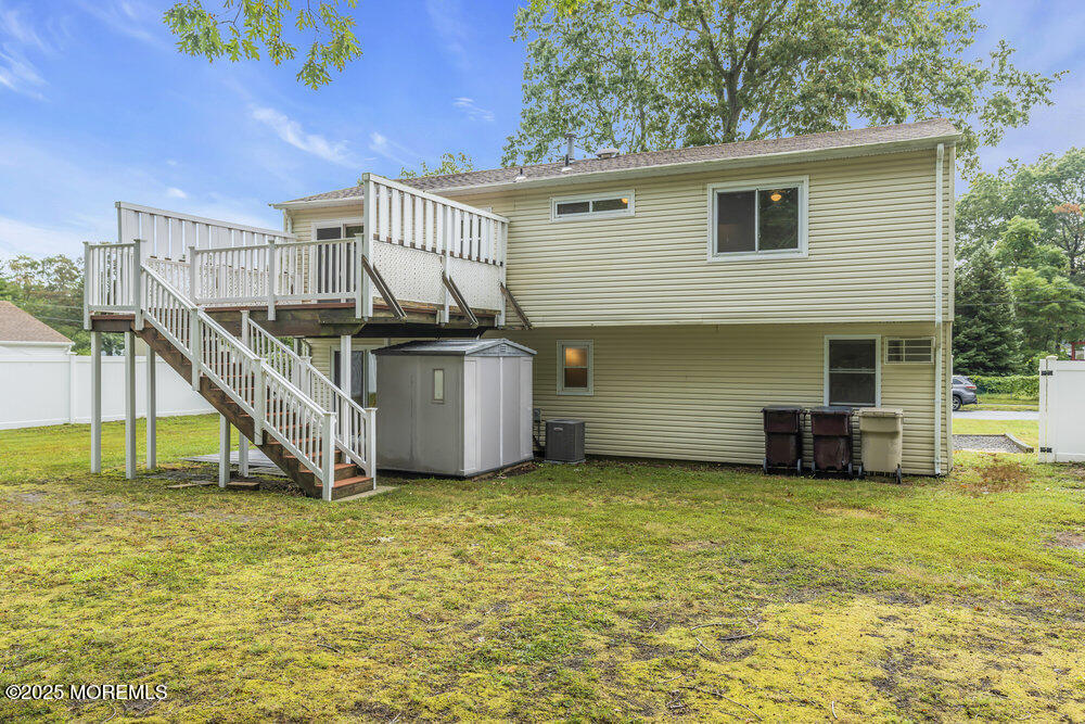 32 Pine Tree Drive