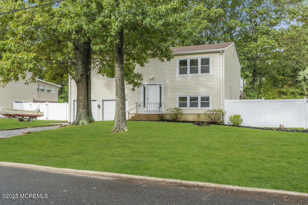 32 Pine Tree Drive