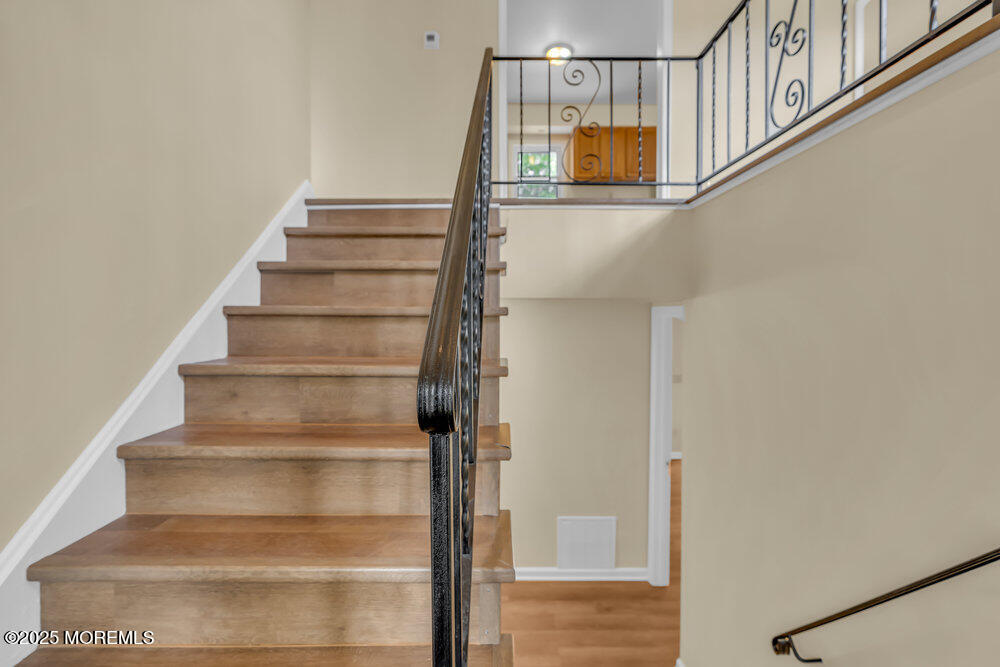 32 Pine Tree Drive