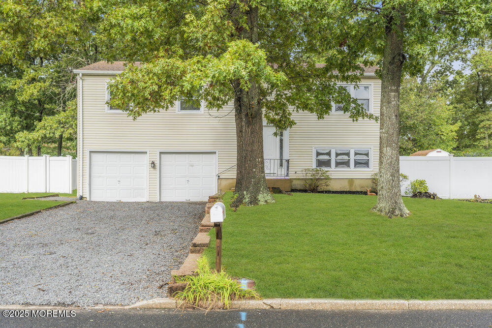 32 Pine Tree Drive