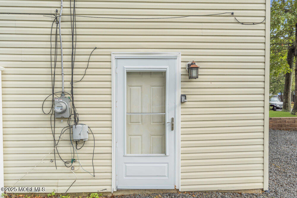 32 Pine Tree Drive