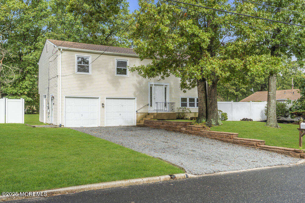 32 Pine Tree Drive