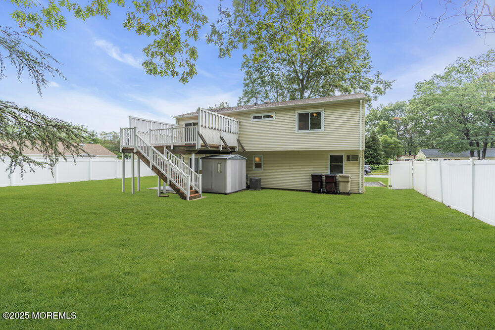 32 Pine Tree Drive