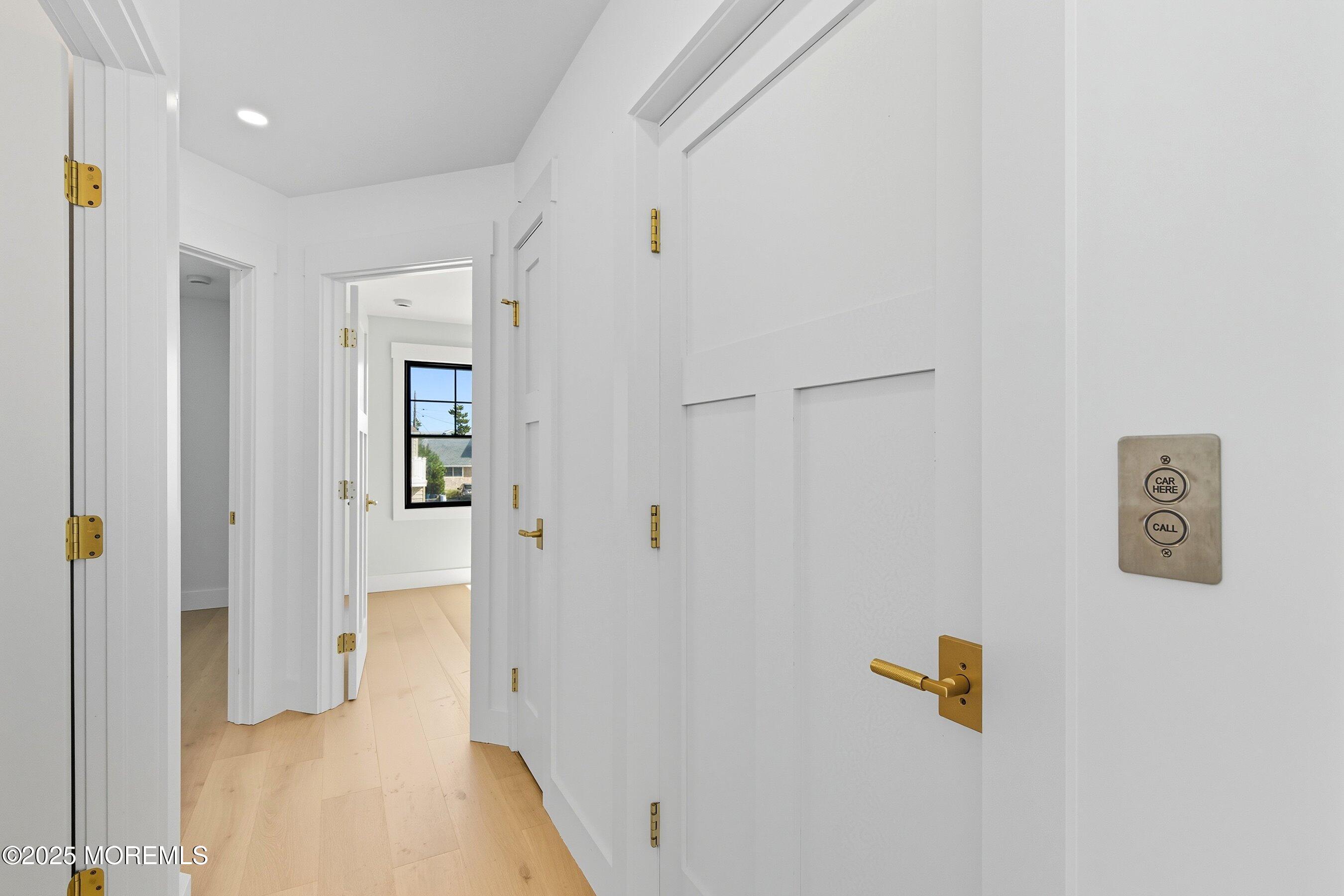 7 E 77th Street
