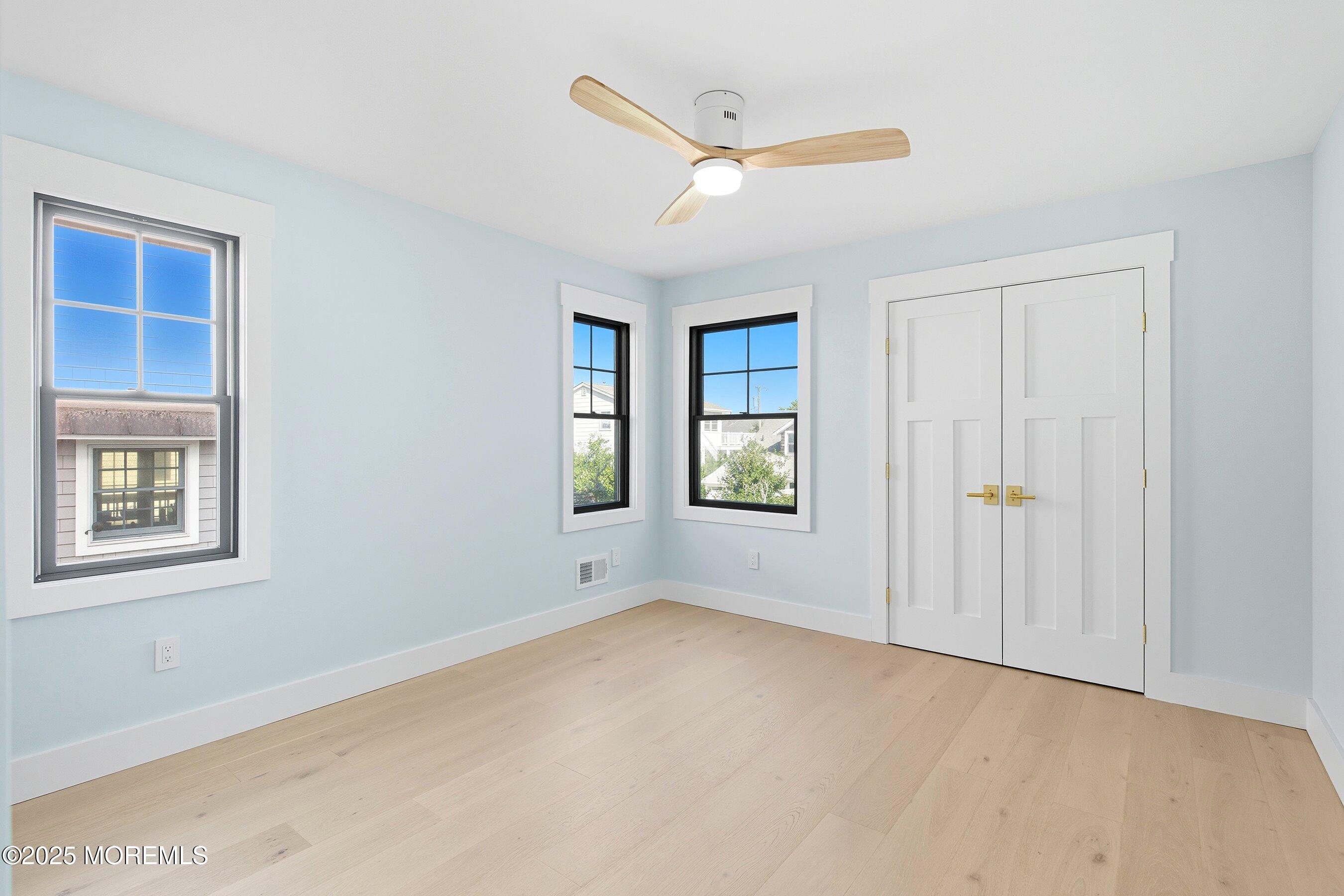7 E 77th Street