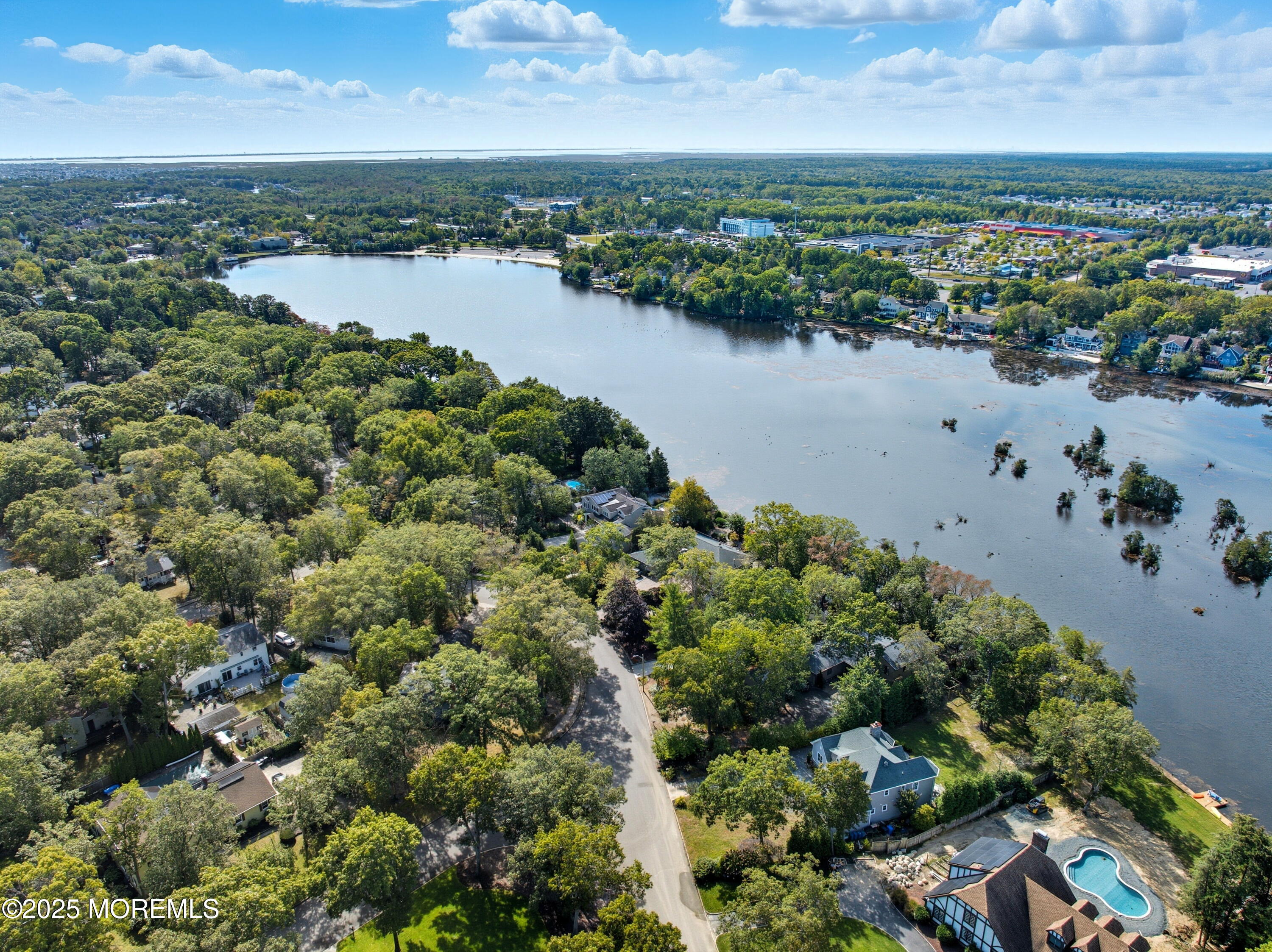 118 N Lakeshore Drive