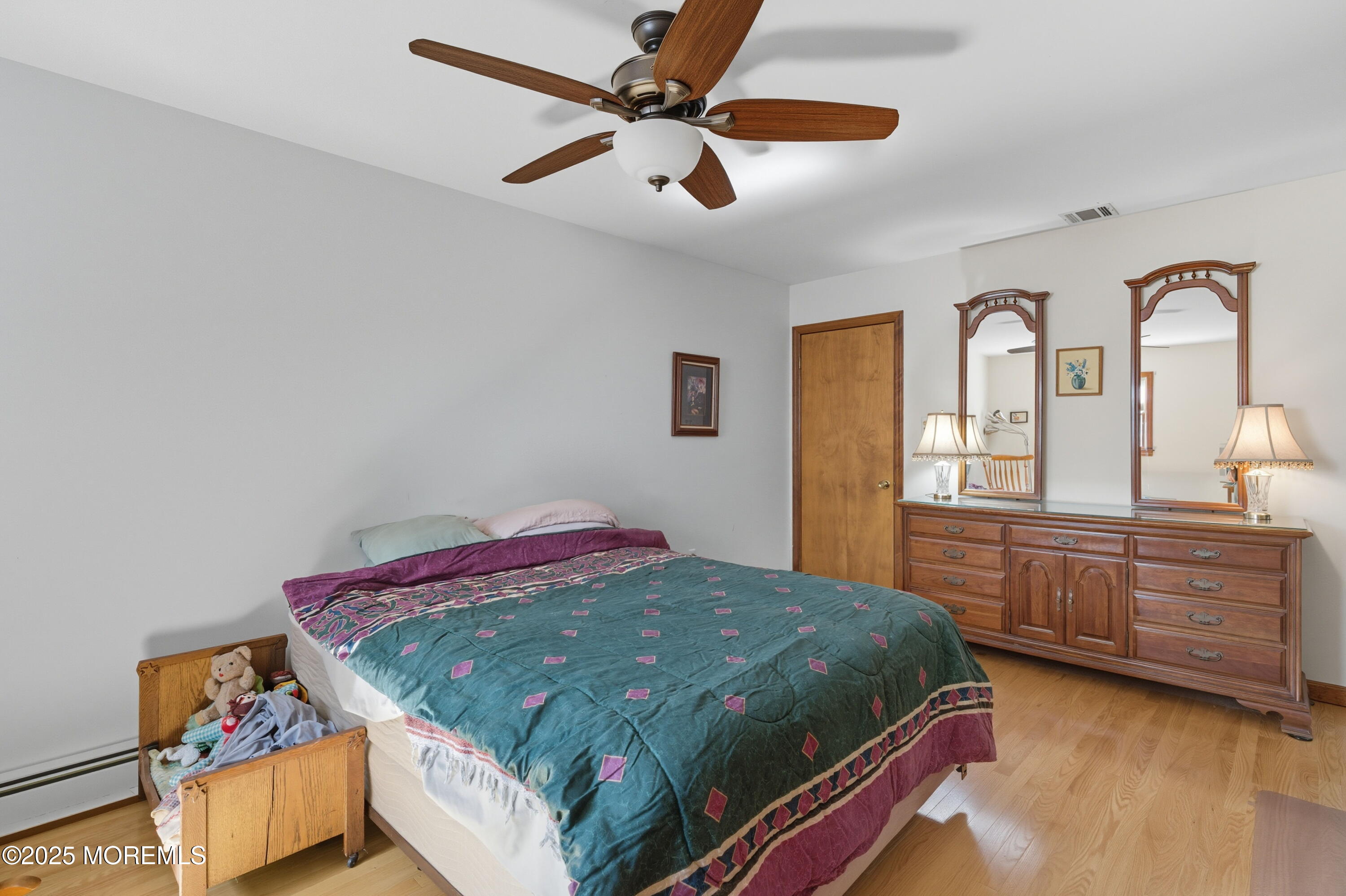 118 N Lakeshore Drive