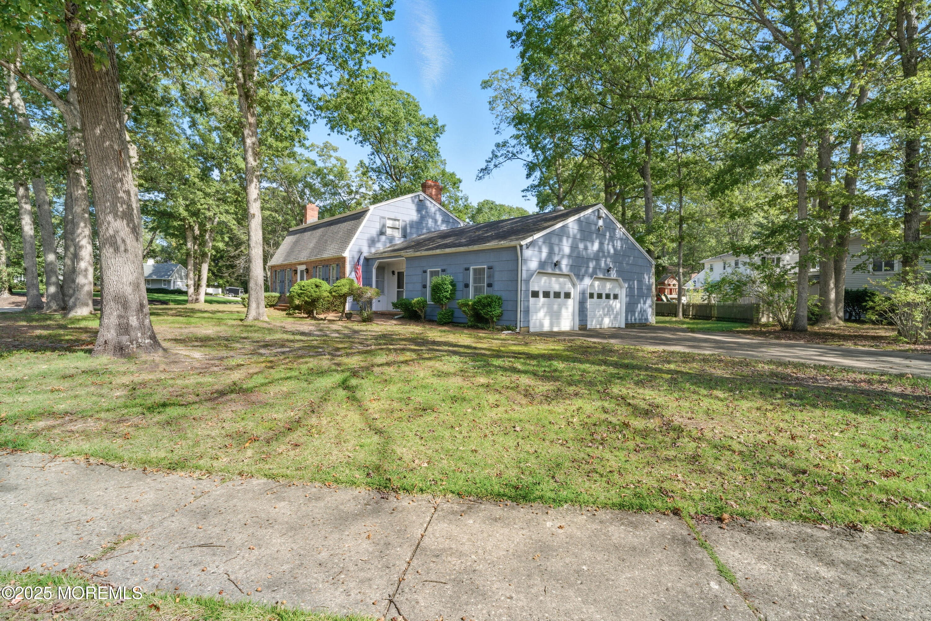 118 N Lakeshore Drive