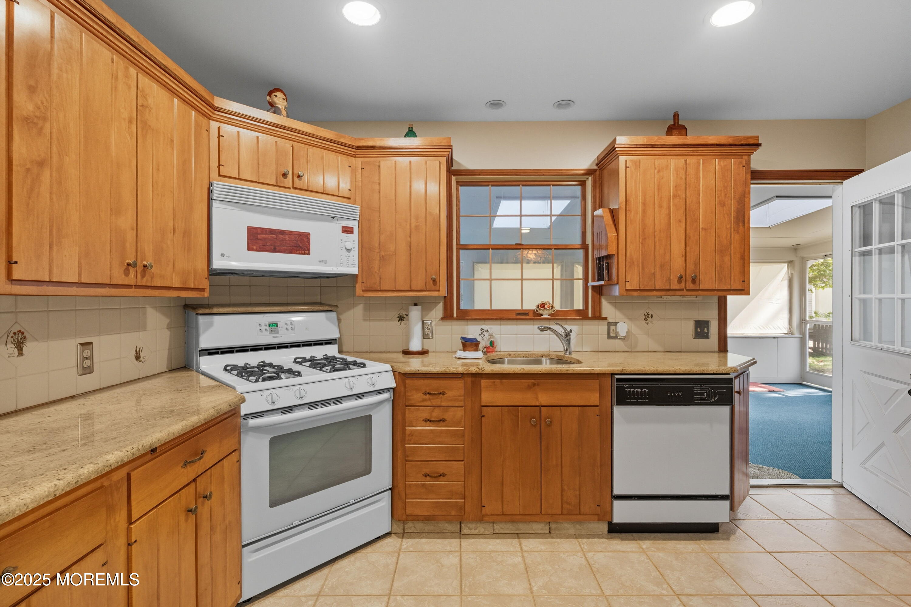 118 N Lakeshore Drive