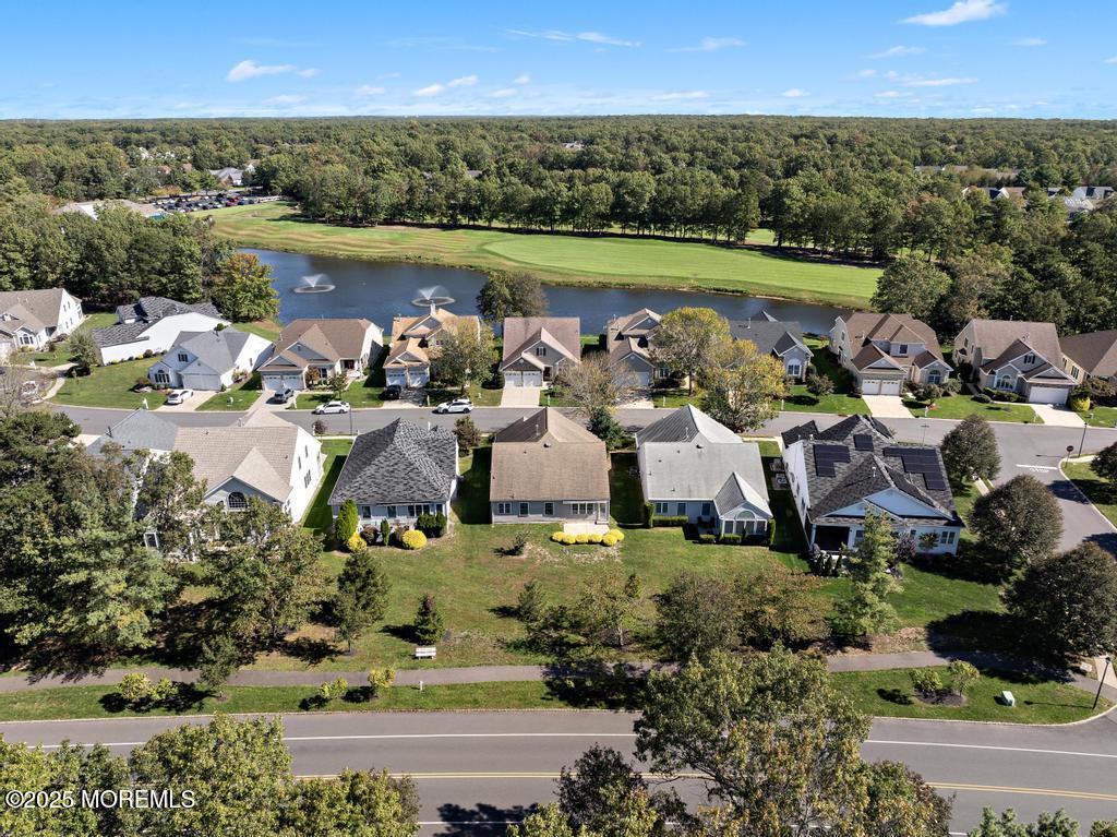 18 Congressional Road