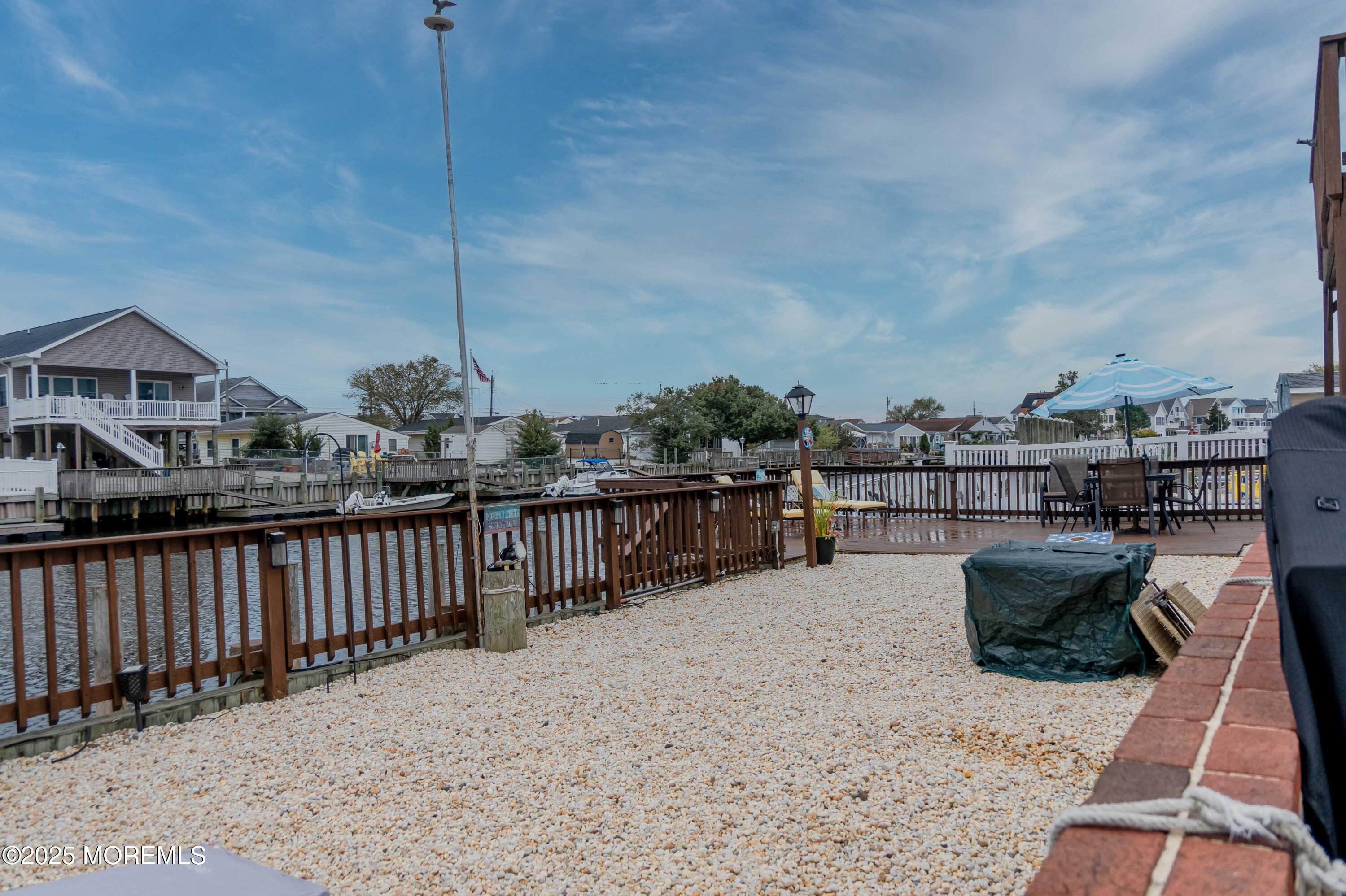 17 S Ensign Drive