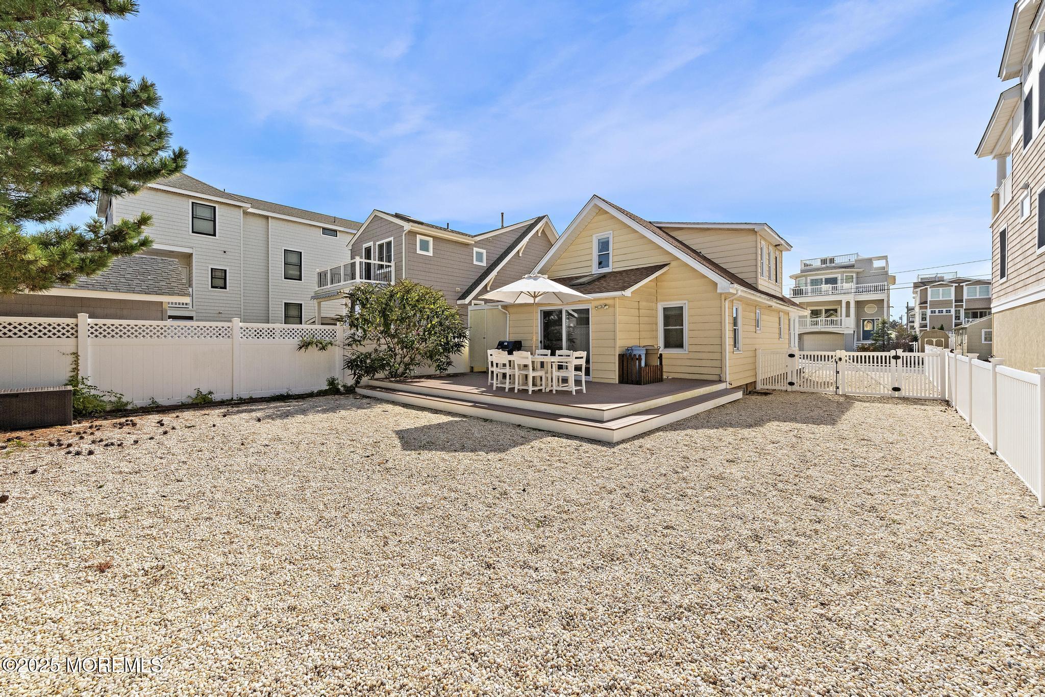 109 E 14th Street