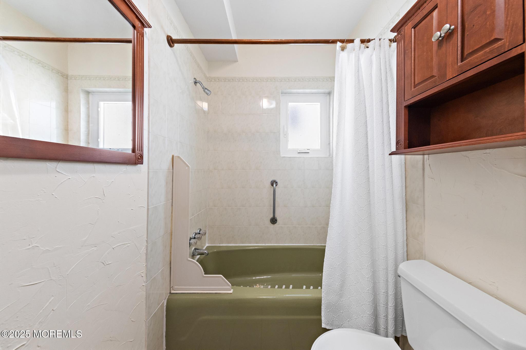 109 E 14th Street